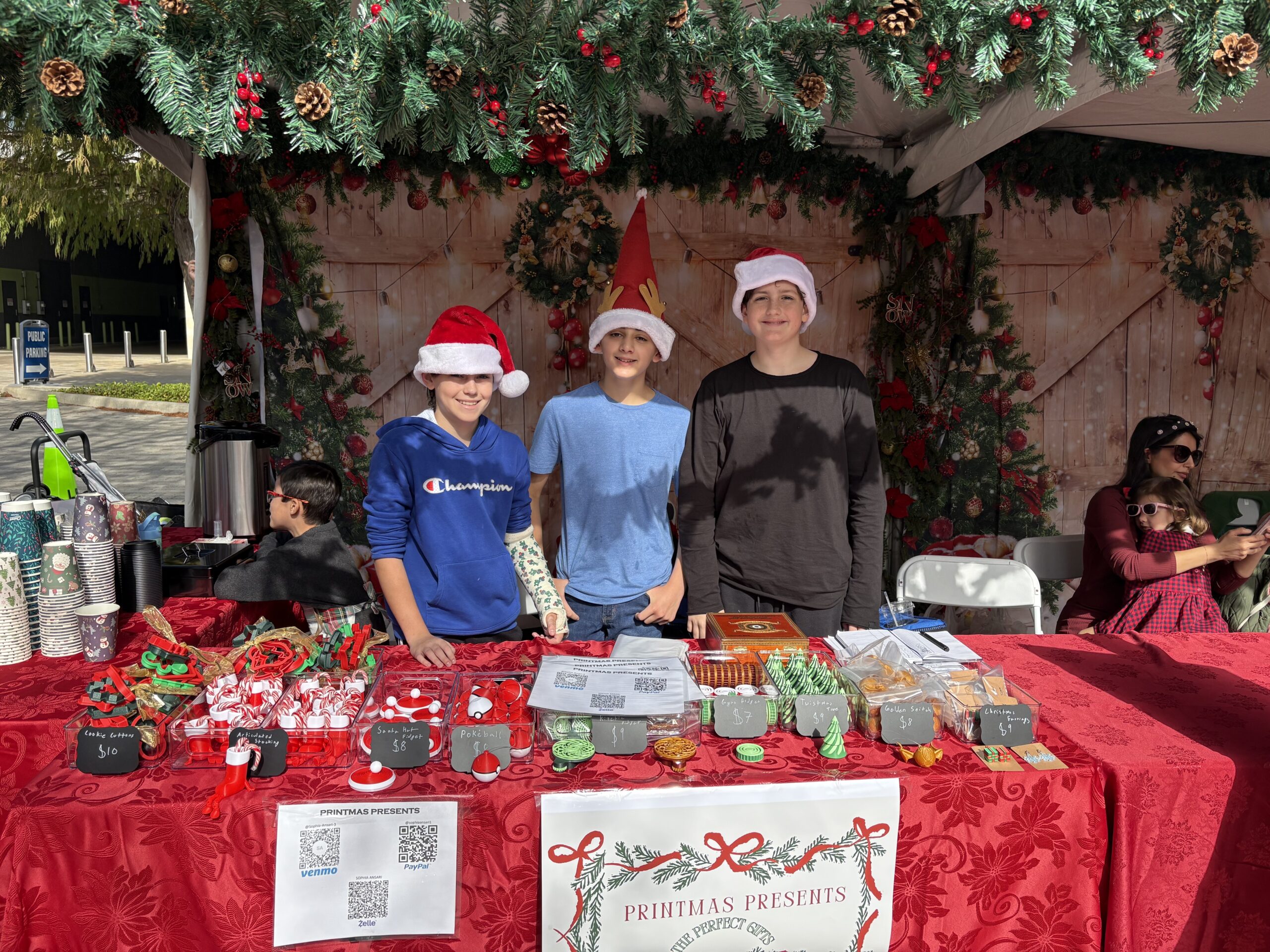 Kids selling at Christmas market by KidFoundry